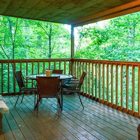 Smithville Secluded Cabin Living In This 3 Bedroom 1 Bath Cabin מראה חיצוני תמונה