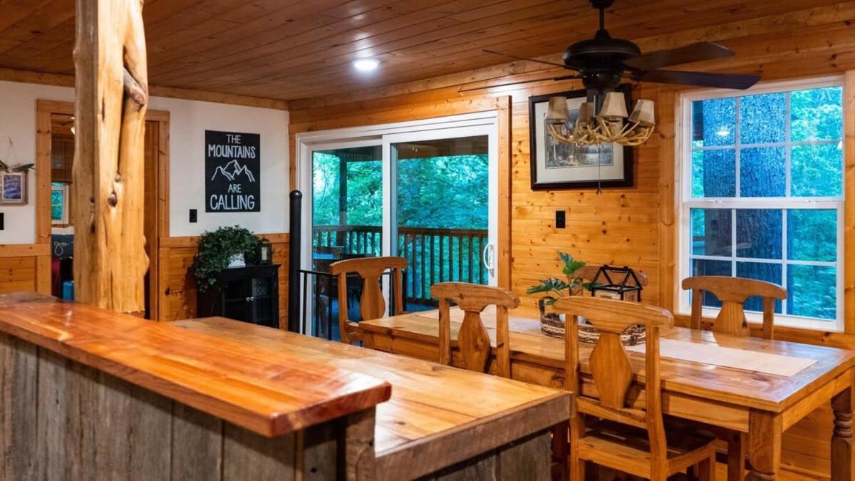 Smithville Secluded Cabin Living In This 3 Bedroom 1 Bath Cabin מראה חיצוני תמונה